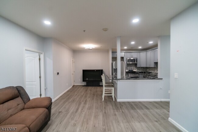 Building Photo - 514 Coppola Dr