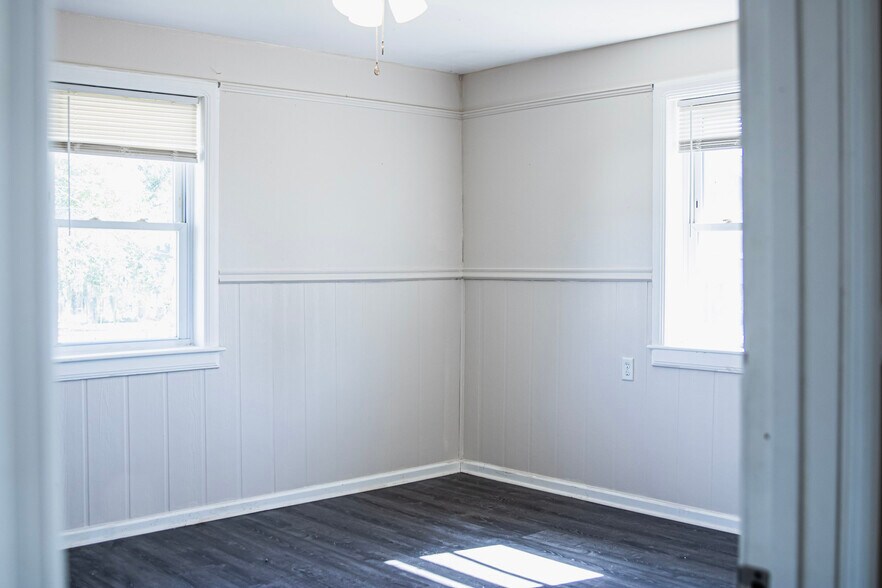 Bedroom 2 - 4972 Matherne St