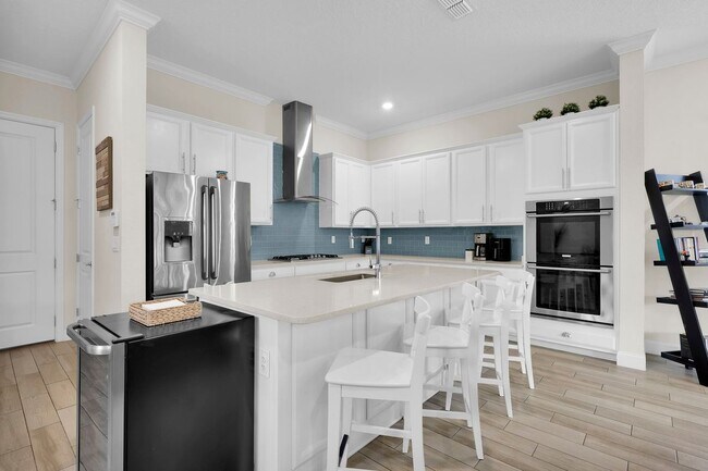 Building Photo - 2839 Montilla Dr