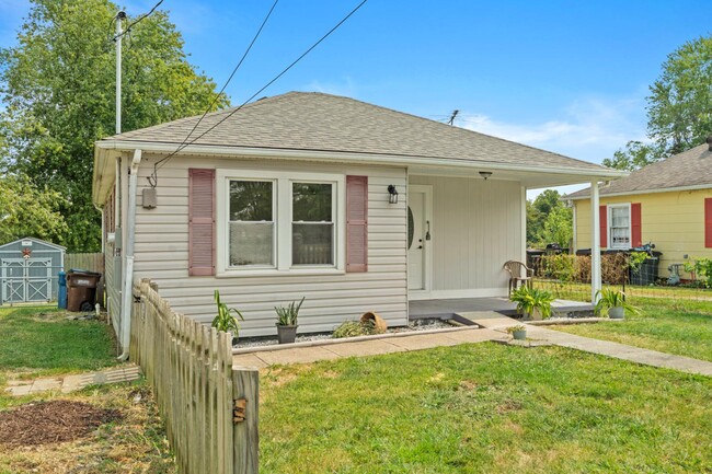 Primary Photo - 4686 Jackson Rd