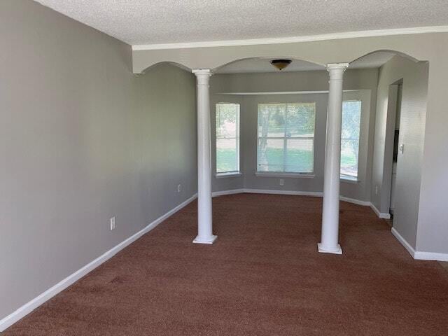 Building Photo - 9565 Thomas Downs Ln