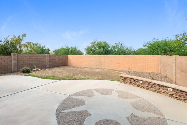 Building Photo - 4196 E Coal St