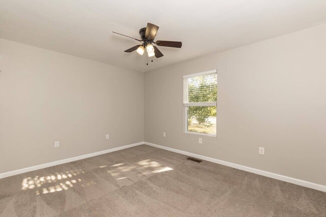 Building Photo - Mason Street