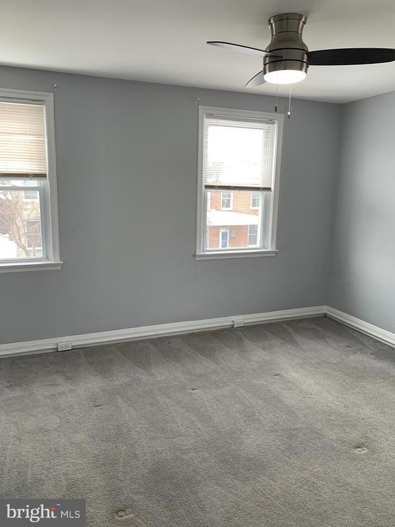 Building Photo - 4429 Newport Ave