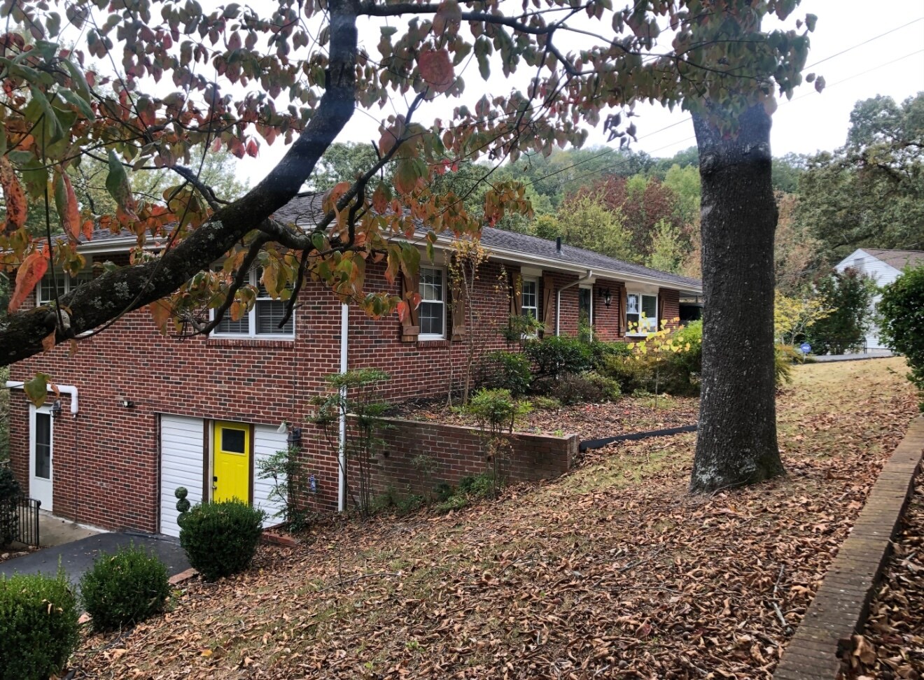 Building Photo - 8 Battery Dr