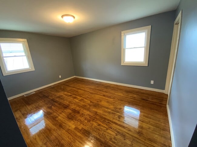 Building Photo - 205 North St