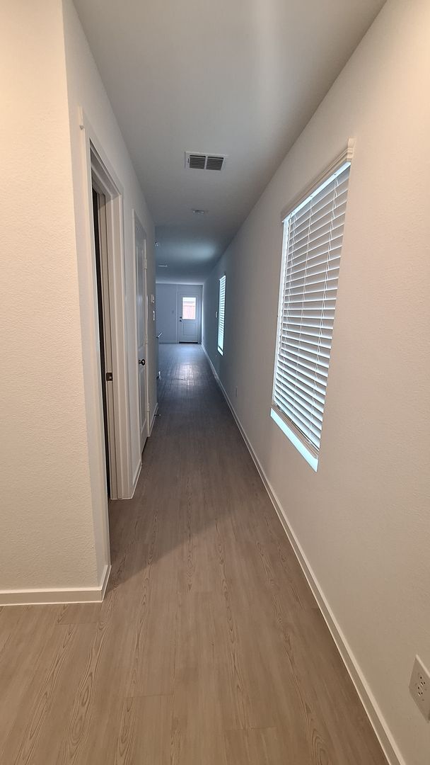 Building Photo - NEWLY BUILT 3 bedroom 2.5 Bath for rent
