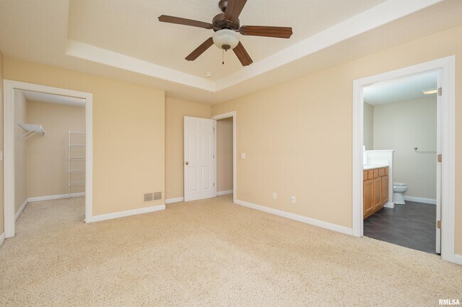 Building Photo - 1105 Wild W Dr