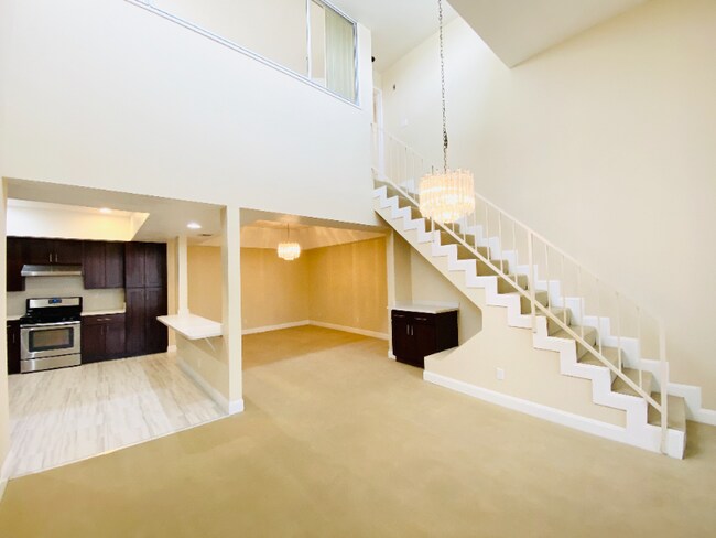 Building Photo - 10630 Wilkins Ave