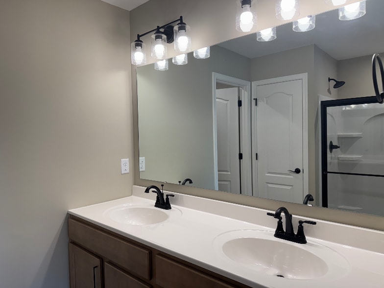 Building Photo - 510 Glenhaven Wy