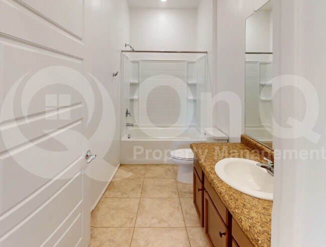 Building Photo - 6301 S Crescent Peak Dr