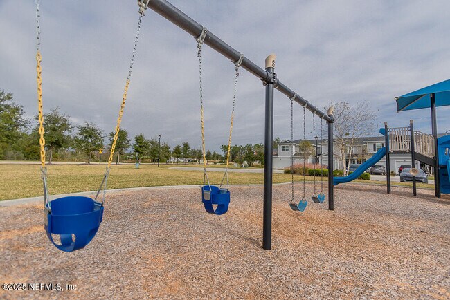 Building Photo - 14056 Sterely Ct S