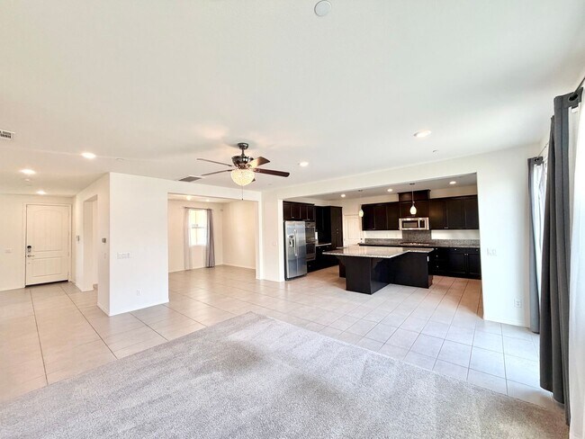 Building Photo - 30136 Sutton Ct