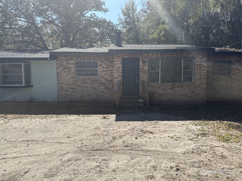 Building Photo - 3636 Turton Ave
