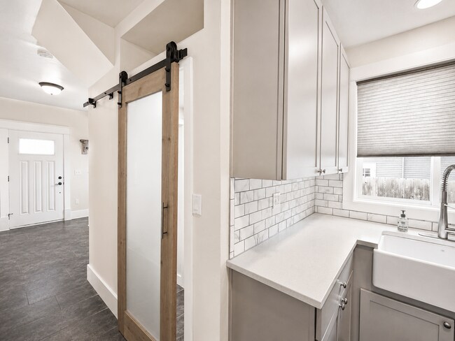 Building Photo - Heart of Bend Oasis: 3-Bedroom Home with Live-Edge Accents, New Carpet, and Fenced-In Parking