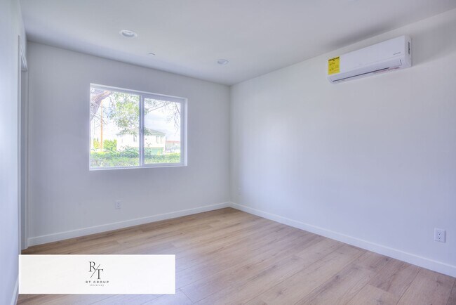 Building Photo - 2 Bed | 2 Bath | Alhambra School District