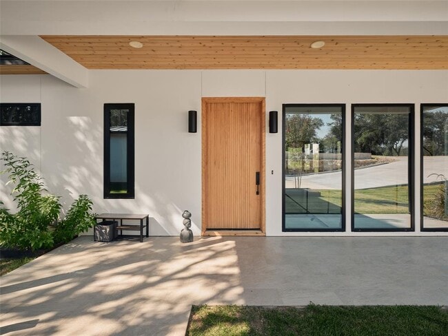 Building Photo - 3214 Smoky Ridge