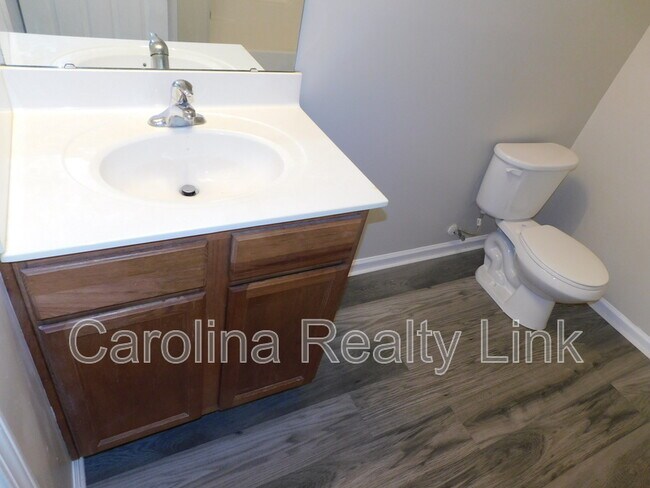 Building Photo - 3131 Decapolis Dr