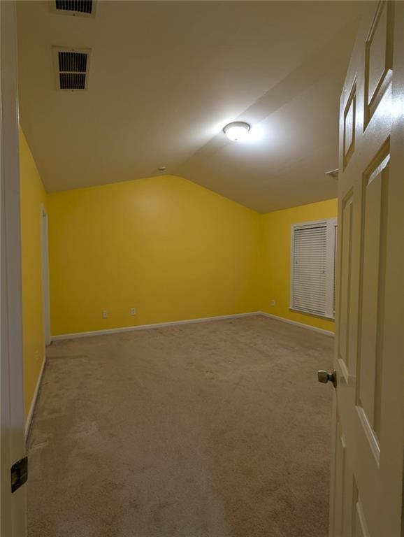 Building Photo - 815 Earlham Dr