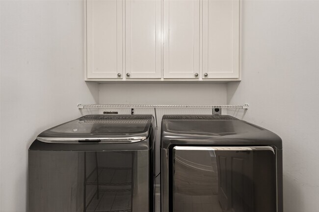 Building Photo - 22411 Kendall Shay Ct