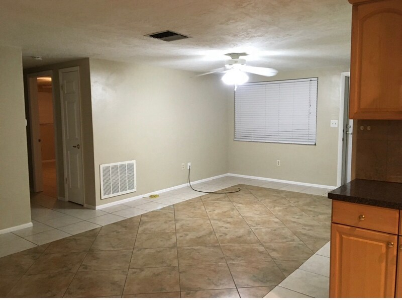 Building Photo - 3415 Allandale Dr