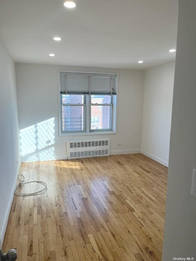 7510 Yellowstone Blvd 7510 Yellowstone Blvd Queens NY 11374