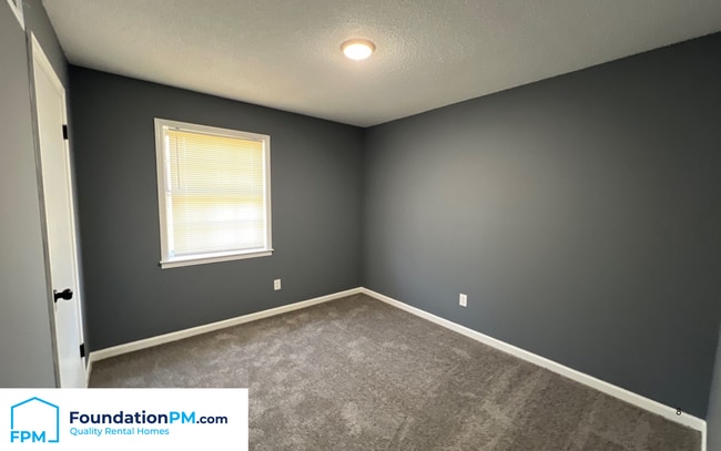 Building Photo - 5071 Breckenwood Dr