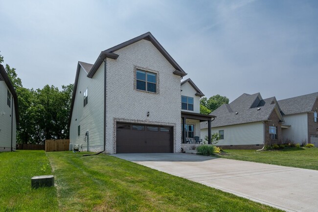 Building Photo - Beautiful 4-Bedroom Home with Bonus Room
