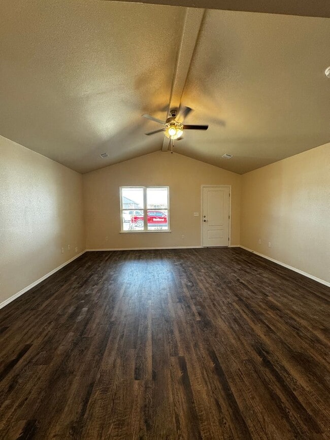 Building Photo - New construction!!! Beacon Pointe 3/2/2 AVAILABLE March 13th