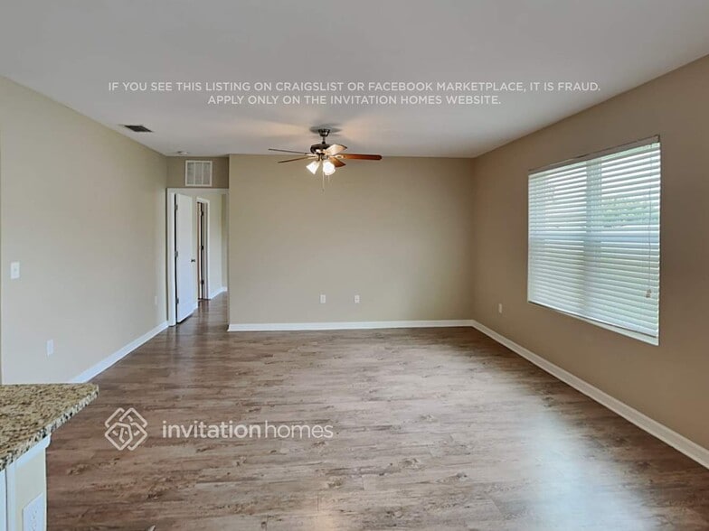 Building Photo - 5261 11th St E