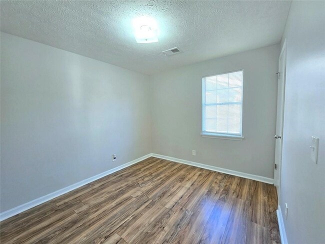 Building Photo - 8087 Fieldstream Way