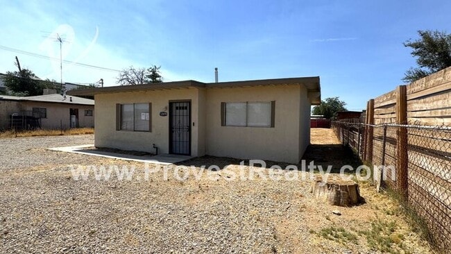 Building Photo - 12079 Sand Ct