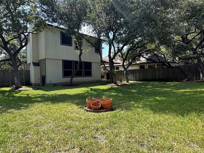 Building Photo - 8300 Alvin High Ln