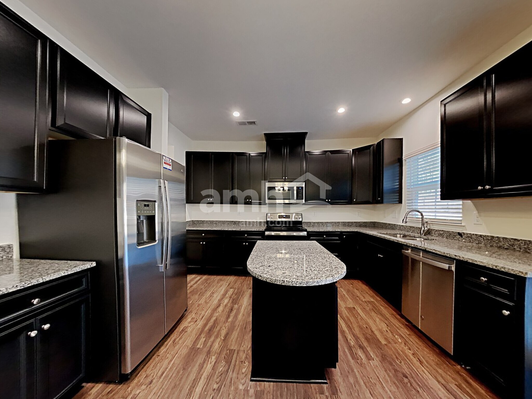 Building Photo - 5062 Twin River Dr