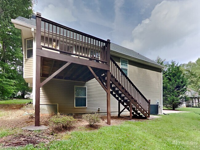 Building Photo - 54 Kim Ct
