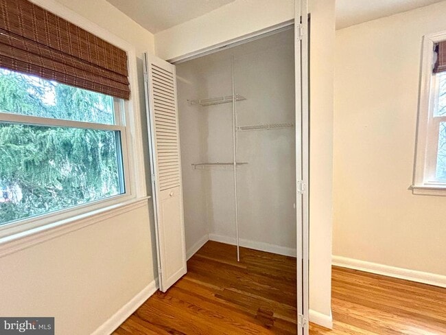 Building Photo - 546 Overlook Rd