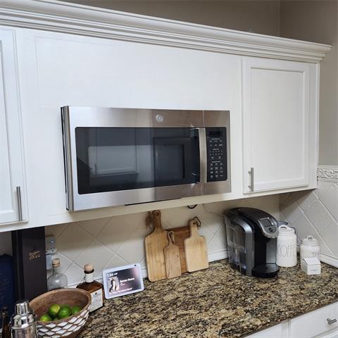 Building Photo - 1104 Summerbrook Dr