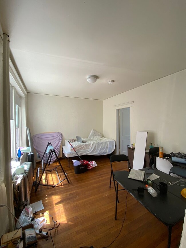 Building Photo - 1167 Boylston St