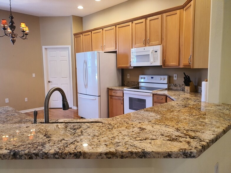 Building Photo - 6619 Copper Ridge Trail