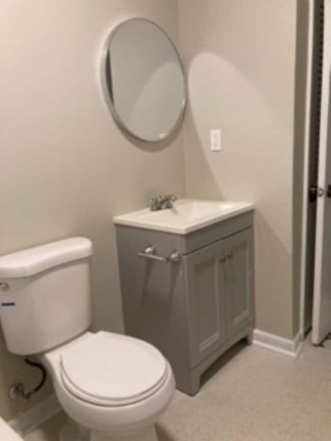 Building Photo - Must see ranch style 3Bdr 1 Bath home. It's located off Hovis Rd.