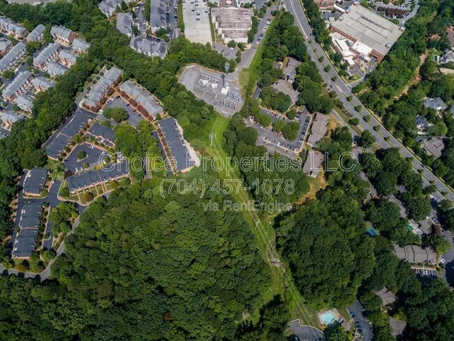 Building Photo - 3526 Colony Crossing Dr