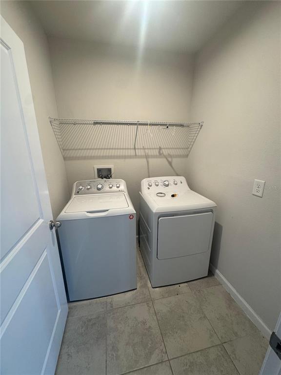 Building Photo - 1666 Ambar Ct