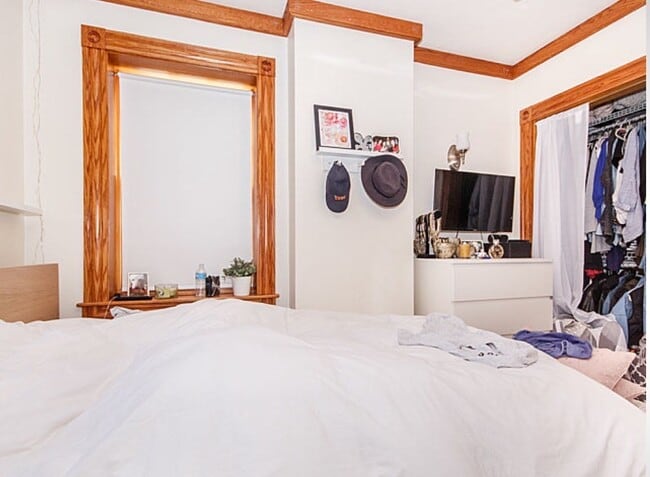 Building Photo - 61 Anderson St