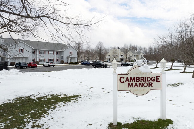 Building Photo - Cambridge Manor