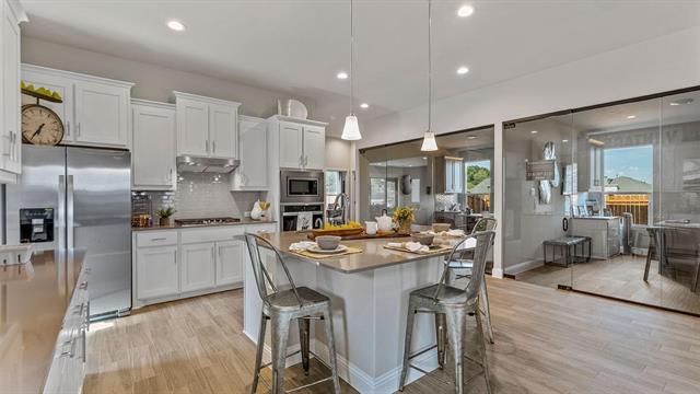 Building Photo - 2512 Goldfinch Dr