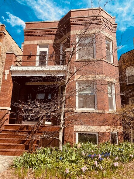 Front of house - 2014 W Fletcher St
