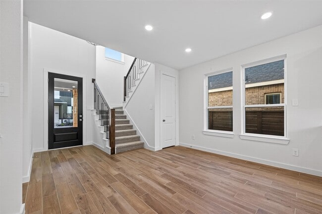 Building Photo - 3314 Verdant Ln