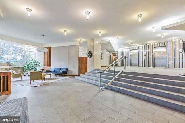 Building Photo - 4200 Cathedral Ave NW