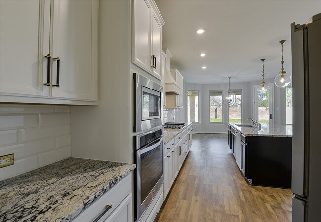 Building Photo - 4042 Steep Woods Dr