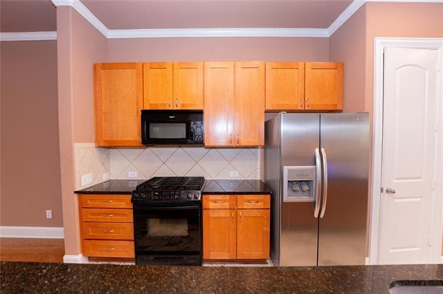 Building Photo - 675 Senda